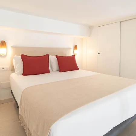 Dobo Perchel Apartment